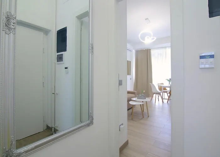 Apartamento New Above Metro A Lucio Sestio *